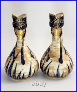 A Paire De Ancien Art Nouveau Porcelaine Vases, Décoré Par Ernst Wahliss, Austr