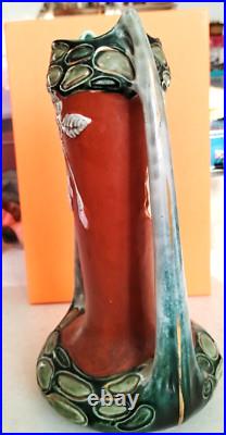 ANCIEN VASE ART NOUVEAU- BARBOTINE Décor de rose 28 cm signé LY 5806 0 X ANCIEN VASE ART NOUVEAU- BARBOTINE Décor de rose 28 cm signé LY 5806 0 X