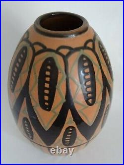 ANCIEN VASE FORME OGIVE ART NOUVEAU JUGENDSTIL TERRE CUITE Karlsruhe ht 23 cm