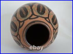 ANCIEN VASE FORME OGIVE ART NOUVEAU JUGENDSTIL TERRE CUITE Karlsruhe ht 23 cm