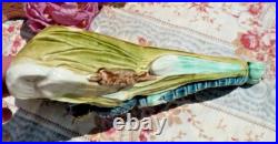 ANCIENNE BOUQUETIÈRE LIBÉLLULE en BARBOTINE fin XIXe style Art Nouveau ANCIENNE BOUQUETIÈRE LIBÉLLULE en BARBOTINE fin XIXe style Art Nouveau