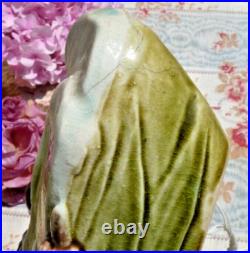 ANCIENNE BOUQUETIÈRE LIBÉLLULE en BARBOTINE fin XIXe style Art Nouveau ANCIENNE BOUQUETIÈRE LIBÉLLULE en BARBOTINE fin XIXe style Art Nouveau