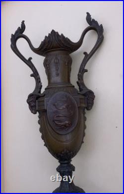 ANCIENNE PAIRE DE VASE ART NOUVEAU TETE Belier Oiseau Dauphin REGULE No Bronze