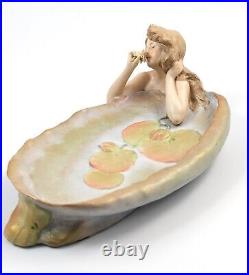 Ancien Art Nouveau Porcelaine Figurine Par Ernst Wahliss, Fin 19th Siècle