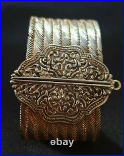 Ancien Bracelet Manchette joliment Décoré style Art Nouveau en Argent Massif