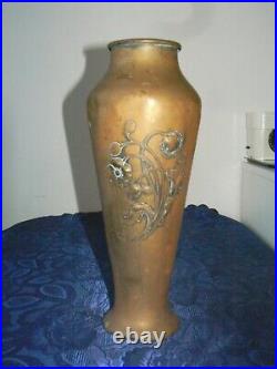 Ancien Grand Vase En Cuivre Laiton Art Nouveau 1900 Decor Fleurs Relief Vintage