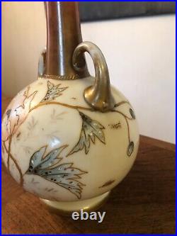 Ancien Joli Vase En Opaline A Décor De Fleur, Émaillage, Art Nouveau