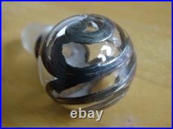 Ancien Petit Flacon Cristal Et Monture Argent Massif Style Art Nouveau Ancien Petit Flacon Cristal Et Monture Argent Massif Style Art Nouveau