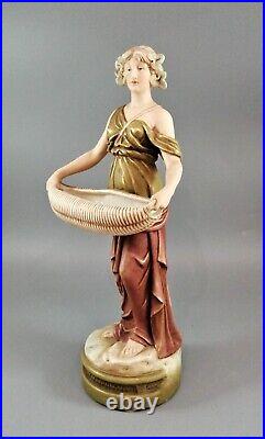 Ancien Royal Dux Porcelaine Art Nouveau Figurine D'Une Jeune Femme, C. 1912