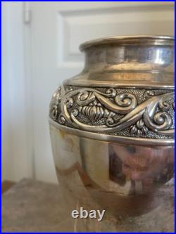 Ancien Vase Métal Argenté Art Nouveau 25 cm France Ancien Vase Métal Argenté Art Nouveau 25 cm France