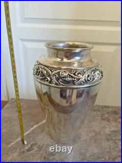 Ancien Vase Métal Argenté Art Nouveau 25 cm France Ancien Vase Métal Argenté Art Nouveau 25 cm France
