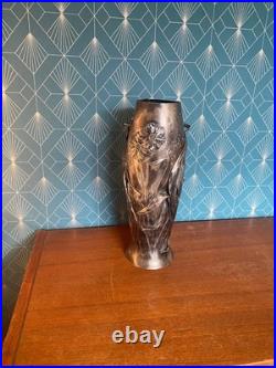 Ancien Vase en étain, rare, Metal Juventa Prima époque art nouveau. Vers 1900 Ancien Vase en étain, rare, Metal Juventa Prima époque art nouveau. Vers 1900