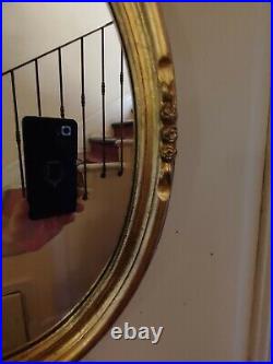 Ancien cadre ovale d'époque art nouveau décor de rose bois doré avec miroir