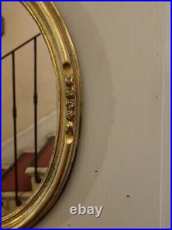 Ancien cadre ovale d'époque art nouveau décor de rose bois doré avec miroir