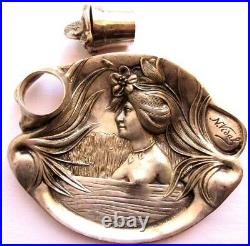 Ancien encrier Art Nouveau signé N. VIDAL, métal couleur argent Femme au bain