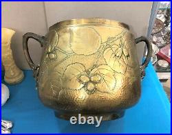 Ancien grand cache pot ART NOUVEAU en bronze et laiton 1900 Décor Plante Fleurs