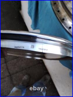 Ancien grand chauffe-plat, christofle métal argenté dessous de plat Art Nouveau