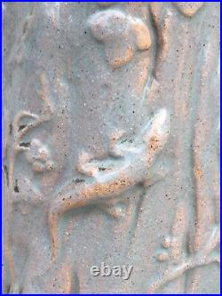 Ancien pichet ceramique decor insectes en relief art nouveau jugenstil jug 19e
