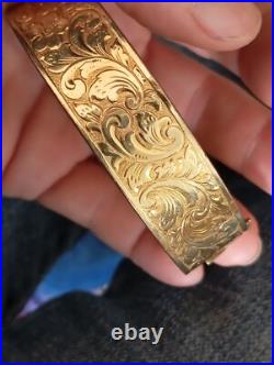 Ancien plaqué or bracelet Art Nouveau 1900 jonc, décor gravé, en plaqué or