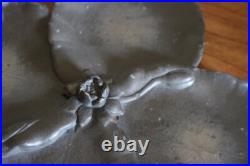 Ancien service en ETAIN ART NOUVEAU fumeur tabac DECOR NENUPHAR signé E. FRERES Ancien service en ETAIN ART NOUVEAU fumeur tabac DECOR NENUPHAR signé E. FRERES