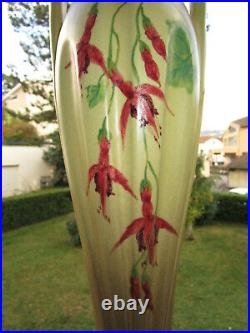 Ancien superbe grand vase aux fuchsias Art Nouveau signé Jean Massier Vallauris
