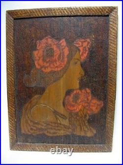 Ancien tableau en bois gravé époque Art Nouveau portrait femme