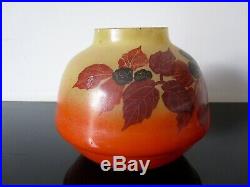 Ancien vase Legras en verre émaillé. Art nouveau. Pate de verre
