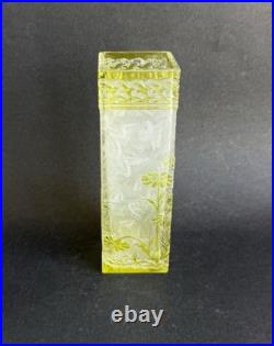 Ancien vase cristal dégagé à l'acide Baccarat verre givré floral art nouveau