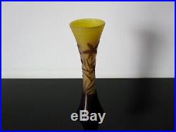 Ancien vase diabolo Gallé dégagé à l'acide. Art nouveau. Pate de verre