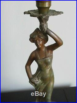 Ancienne Lampe Pétrol Art-Nouveau femme Signé RUCHOT