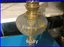 Ancienne Lampe à Pétrole Pied bronze Tripode Réservoir Emaillé 1900 Art Nouveau