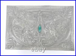 Ancienne boite en étain repoussé, époque art nouveau, attribuée à Alfred Daguet