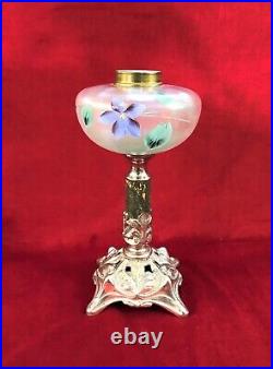 Ancienne lampe à pétrole ART NOUVEAU réservoir en verre émaillé Diam 15,5 cm