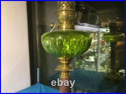 Ancienne lampe à pétrole Réservoir en Cristal Taillé Vert Diamètre 15 Bronze XIX