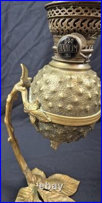 Ancienne lampe à pétrole ananas en bronze Art Nouveau Oil Lamp 1900