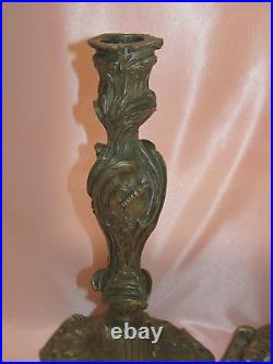 Ancienne paire de bougeoirs flambeaux bronze doré Art Nouveau insecte papillon