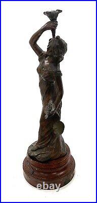 Ancienne statue en régule polychrome Capucine Art Nouveau
