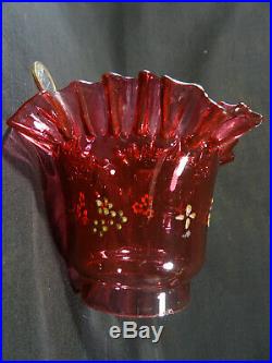 Ancienne tulipe lampe à pétrole verre cranberry XIXéme