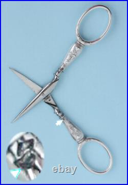 Art Nouveau nécessaire de couture en ARGENT ancien Ciseaux écrin coudre etui