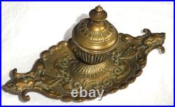 Art nouveau ancien encrier en bronze doré décor visage d'enfants aux extrémité