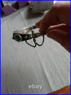 Bracelet en argent, ancien avec cabochons en jade, époque art nouveau