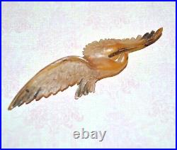 Broche Epingle chapeau ancien 1900 ART NOUVEAU Oiseau sculpté écaille corne