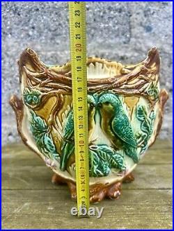 Cache-pot ancien faïence d'Onnaing barbotine Art Nouveau oiseaux perruches