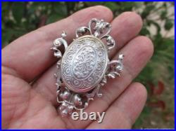 Clips broche Medaillon ancien Art Nouveau argenté