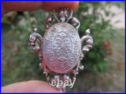 Clips broche Medaillon ancien Art Nouveau argenté