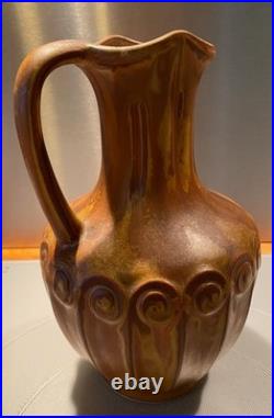 Denbac, carafe en céramique ancienne et mugs Art Nouveau, vers 1900