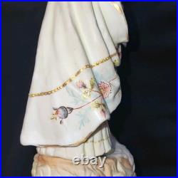 FIGURINE Paris XVIII ART NOUVEAU ANCIENNE PORCELAINE PORCELAIN Ceramique FIGURINE Paris XVIII ART NOUVEAU ANCIENNE PORCELAINE PORCELAIN Ceramique
