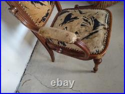 Fauteuil d'époque art nouveau ancien estampillé UNGVAR UNGARN 1900 à restaurer