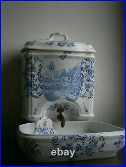 Fontaine Faience Bosch La Louviere Decor Paysage Camaieu Bleu Ancien Toilette