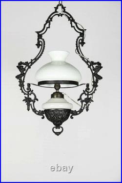 Lustre ancien Art Nouveau en laiton et verre dépoli Élégance vintage